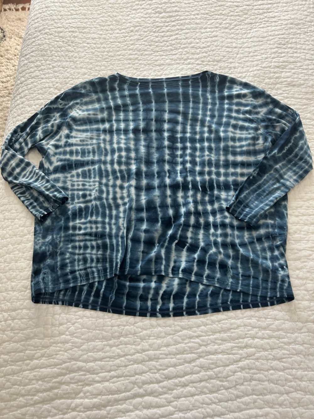 lululemon athletica Navy and White Tie-Dye Long Sleeve Top